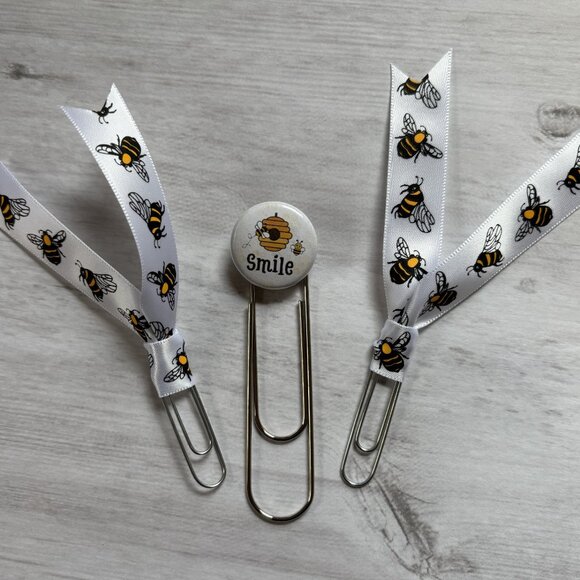 Smile Jumbo Planner Clip Set - Cute Bee Ribbon Paperclips for Planners, Journals - Picture 3 of 4